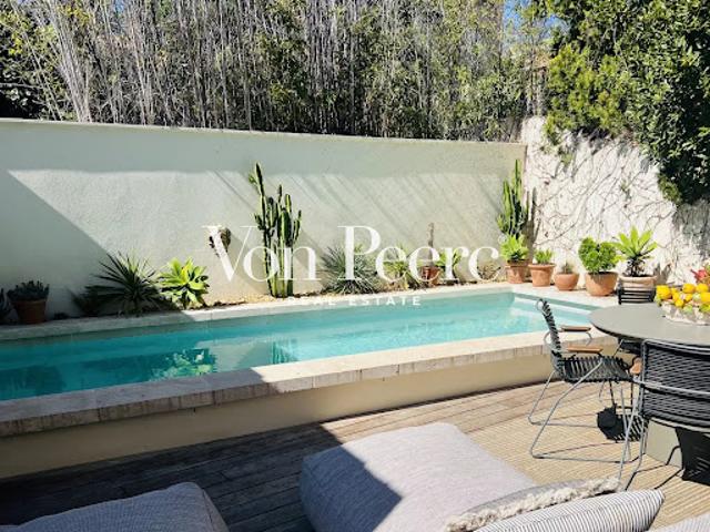 Maison avec piscine et terrasse