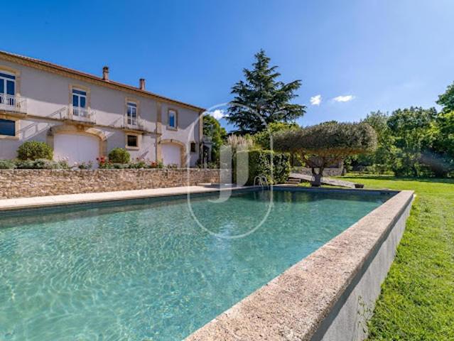 Maison avec piscine et terrasse
