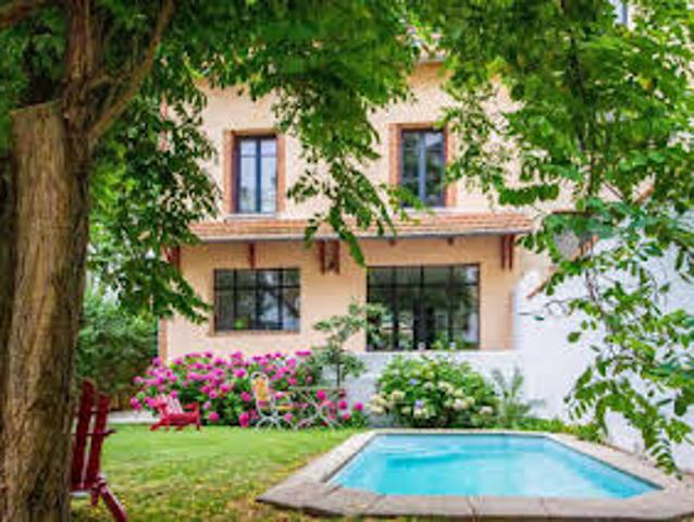 Maison avec Piscine et Terrasse