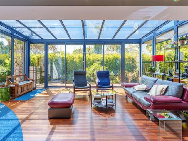 Maison avec piscine et terrasse