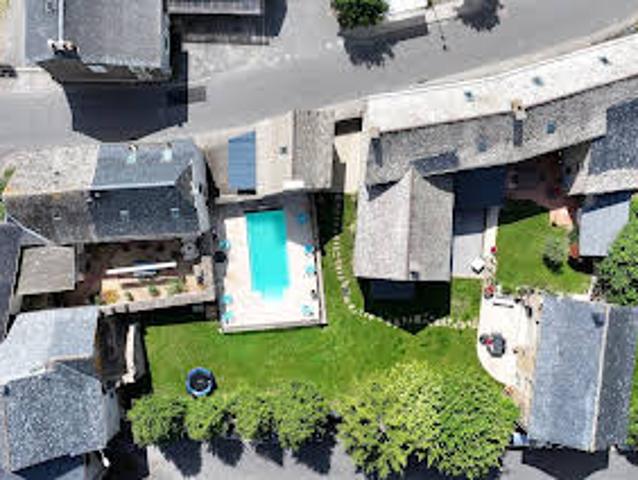 Maison avec Piscine et Terrasse