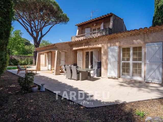 Maison avec piscine et terrasse