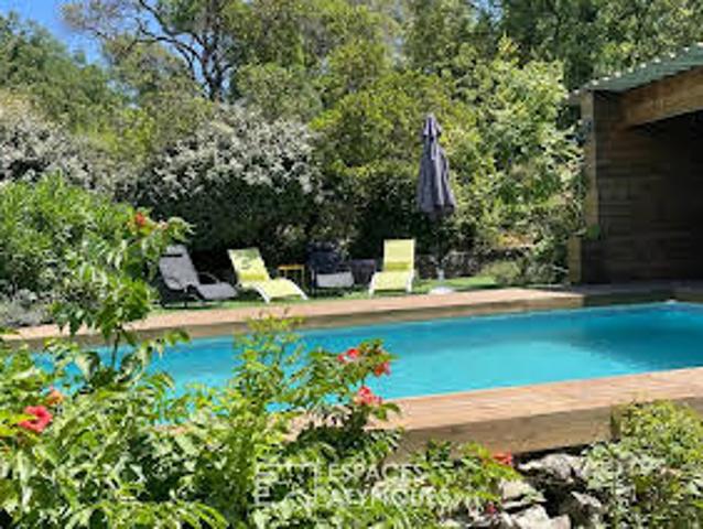 Maison avec Piscine et Terrasse