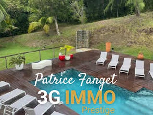 Maison avec Piscine et Terrasse