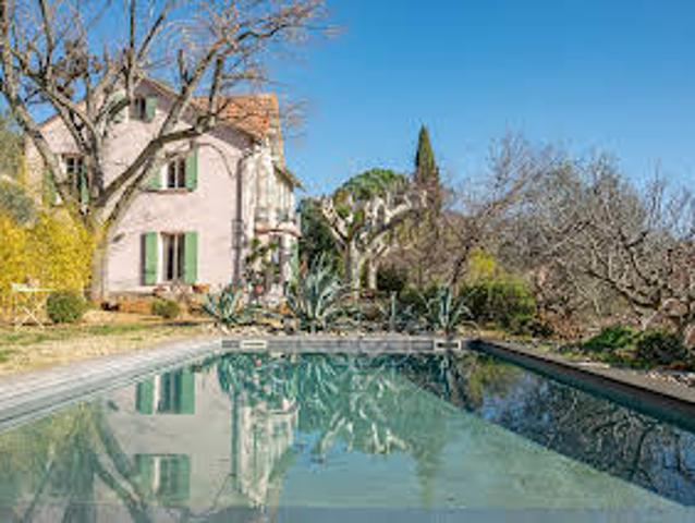 Maison avec Piscine et Terrasse