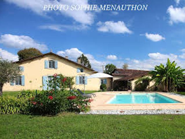 Maison avec Piscine et Terrasse