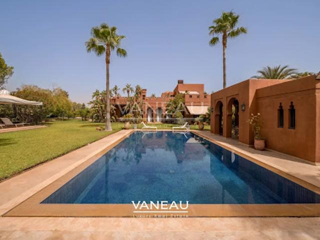 Maison avec piscine et terrasse