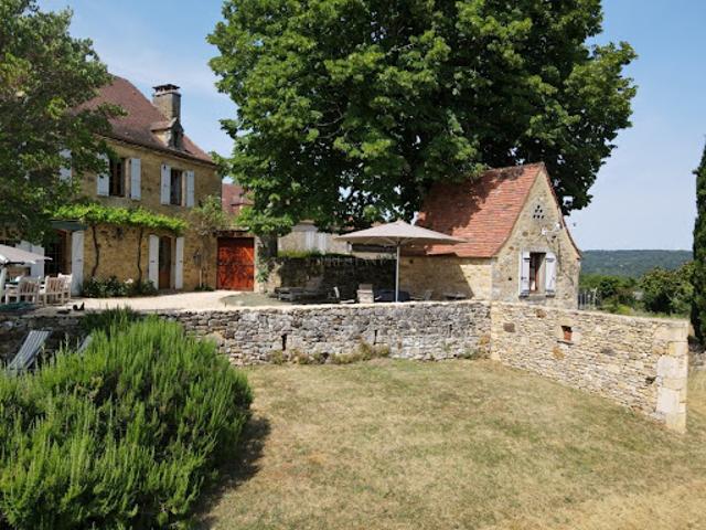 Maison avec piscine et terrasse