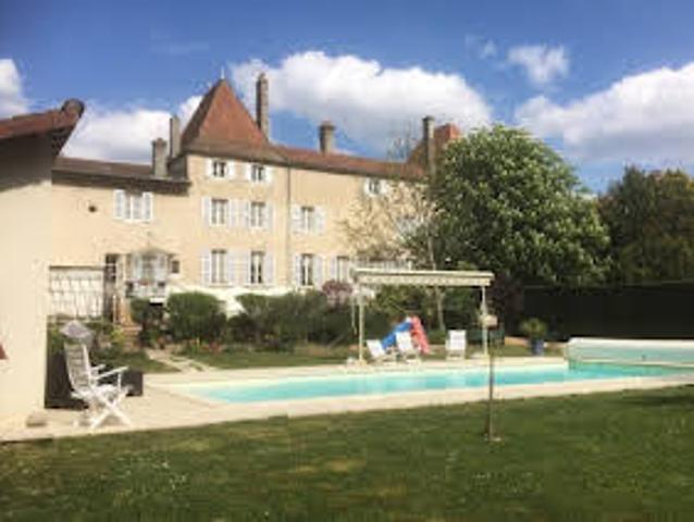 Maison avec Piscine et Terrasse