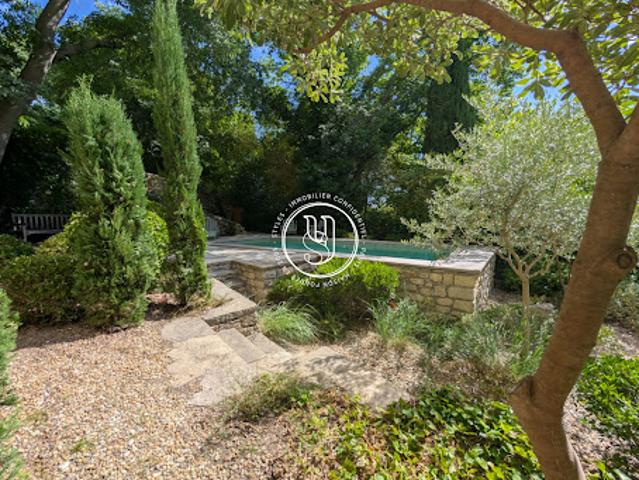 Maison avec piscine et terrasse