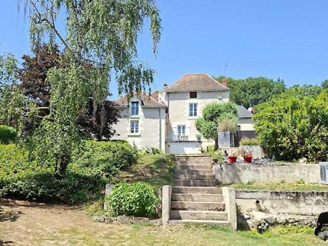 Maison avec piscine et terrasse