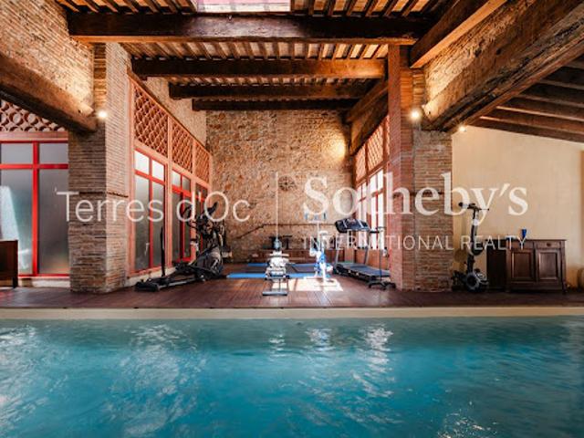 Maison avec piscine et terrasse
