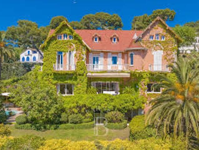 Maison avec piscine et terrasse