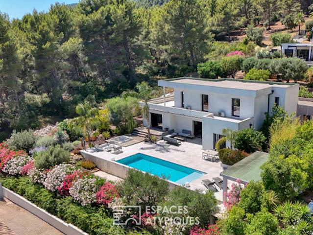 Maison avec piscine et terrasse