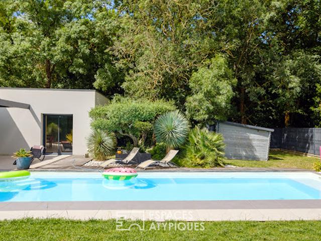 Maison avec piscine et jardin