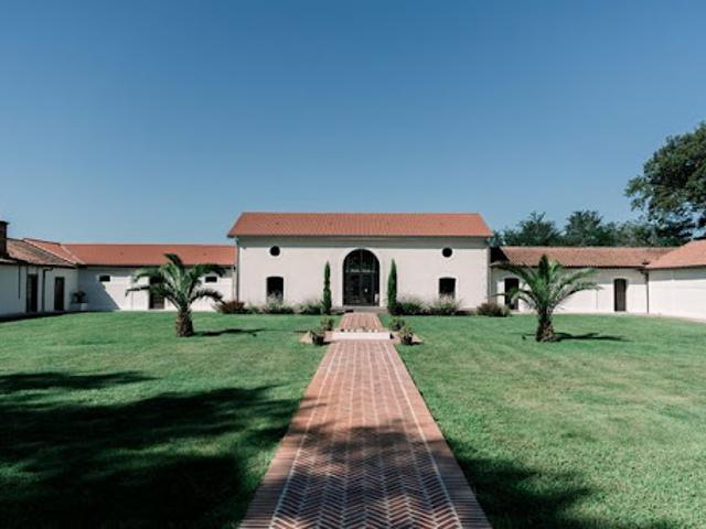Maison avec piscine et terrasse