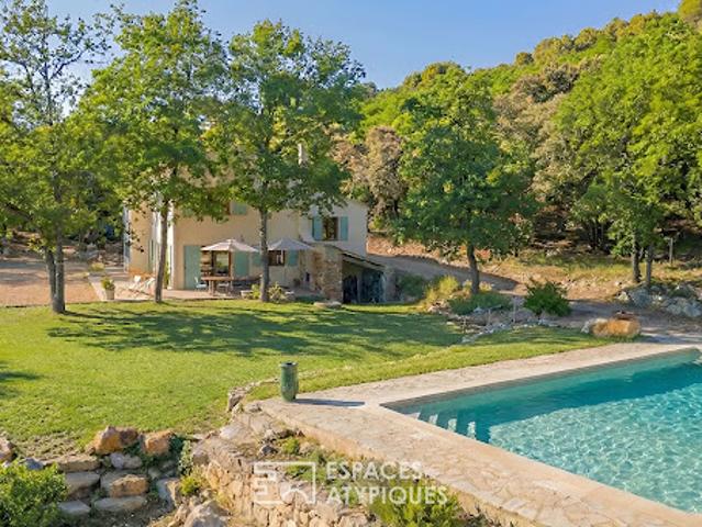 Maison avec piscine et terrasse