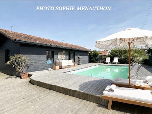 Maison avec piscine et terrasse