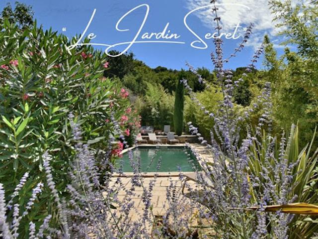 Maison avec piscine et terrasse