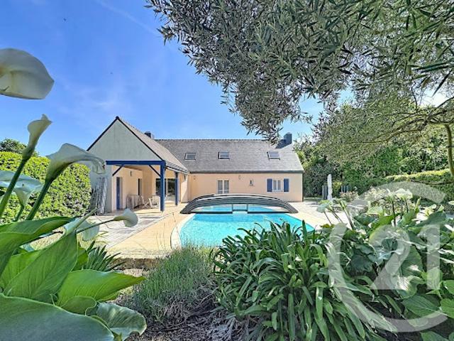 Maison avec piscine en bord de mer
