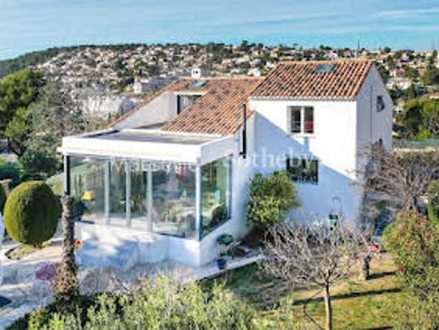 Maison avec Piscine en Bord de mer