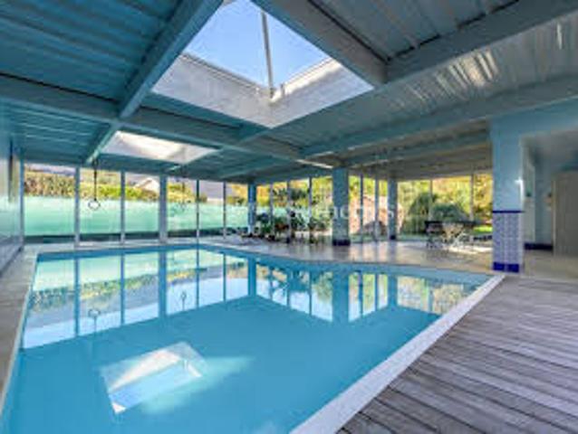Maison avec Piscine en Bord de mer
