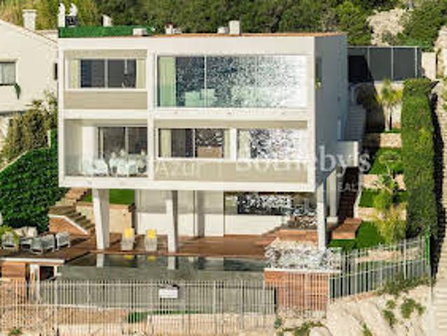 Maison avec Piscine en Bord de mer