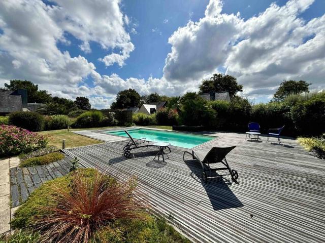 Maison avec piscine proche golf Quéven