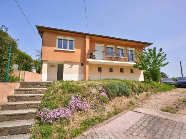 Maison avec piscine St Genis les Ollières