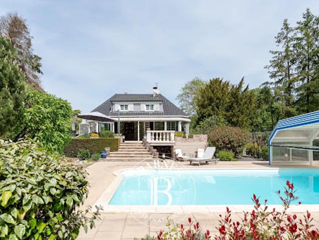Maison avec piscine