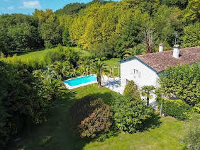 Maison avec piscine