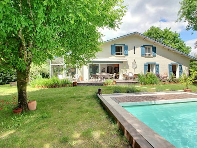 Maison avec piscine