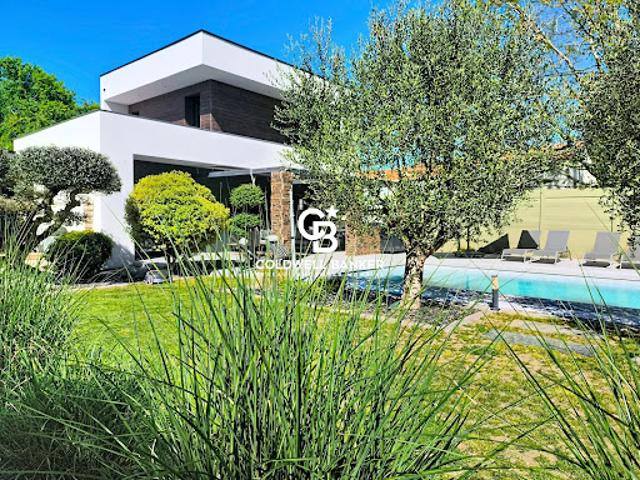 Maison avec piscine