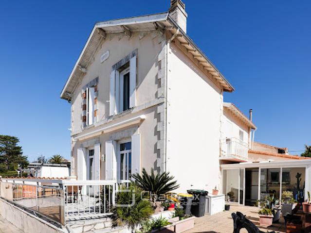 Maison avec piscine