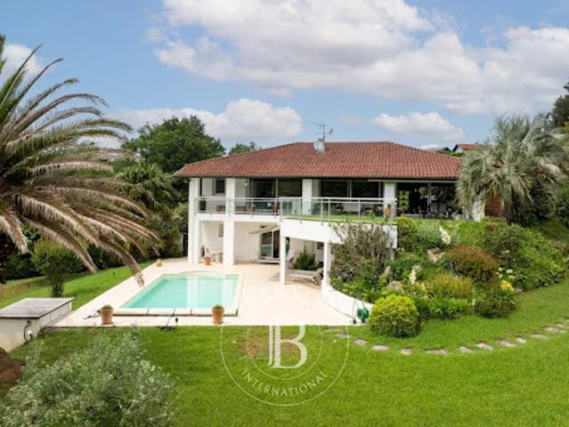 Maison avec piscine
