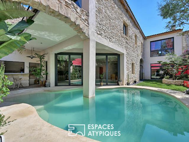 Maison avec piscine et jardin
