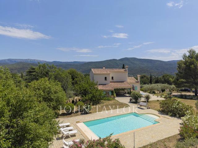 Maison avec piscine