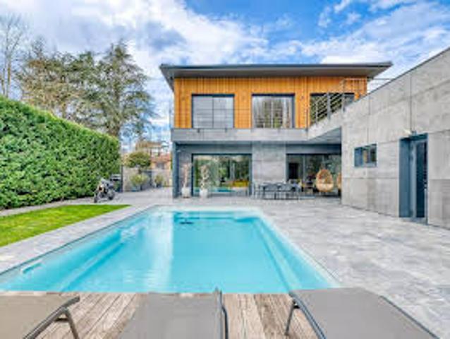 Maison avec Piscine