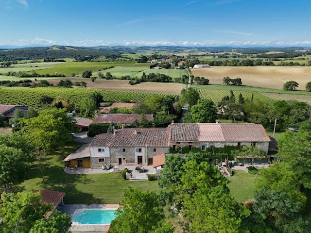 Maison avec piscine et jardin