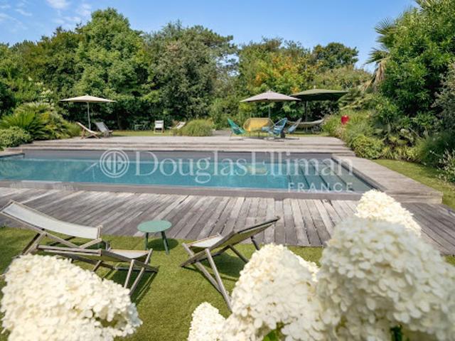 Maison avec piscine