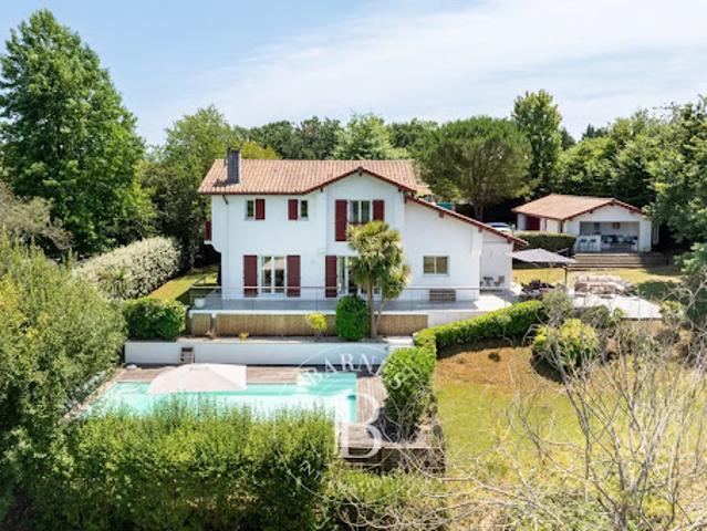 Maison avec piscine