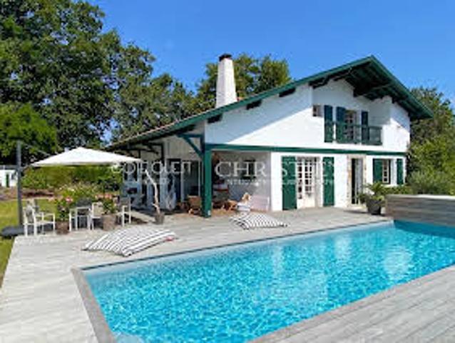 Maison avec piscine
