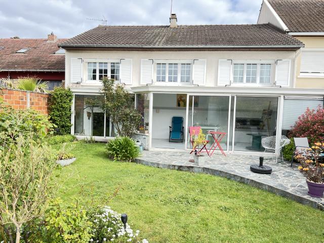 Maison avec sous sol total Villeparisis