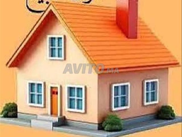 Maison avec sous sol uniquement et toit à vendre 64m quartier Yasmina