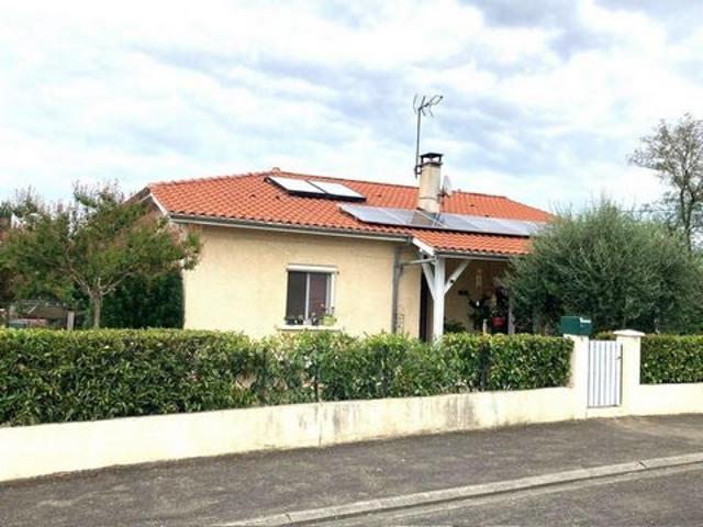 MAISON AVEC SOUS SOL INTEGRAL GARAGE ET TERRAIN