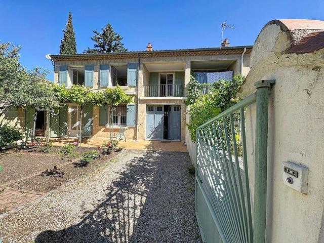 Maison Avignon 100 m² 3 chambres garage secteur prisé calme fond d'impasse Fort potentiel