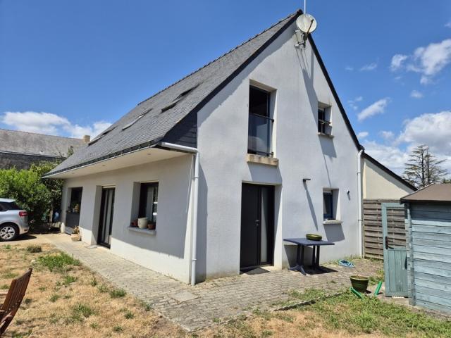 Maison, bourg de Férel, au calme