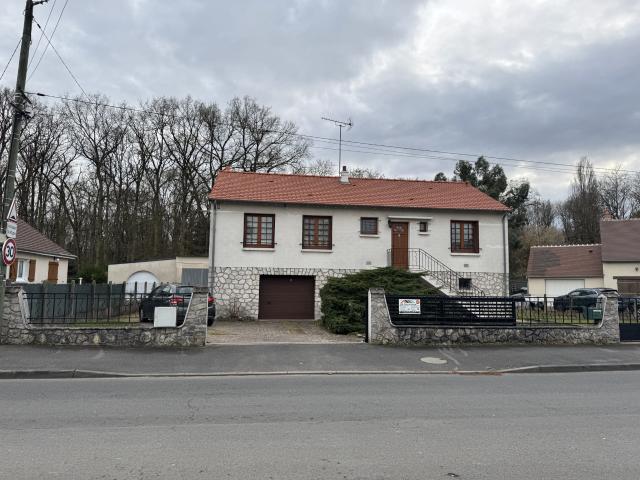 MAISON BOURG DE SARAN