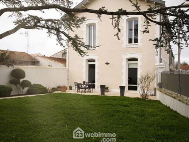 Maison bourgeoise 163m² Nieul sur Mer