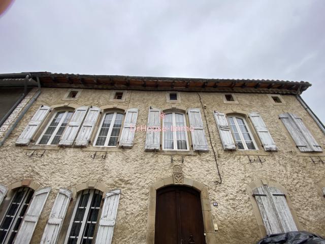 Maison bourgeoise T10 idéal famille nombreuse et/ou gite